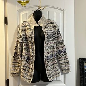 Northern reflection vintage wool knit cardigan 😍🌈